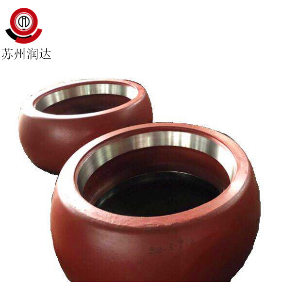 高鉻鑄鐵耐磨輥套生產(chǎn)的難點(diǎn)是什么？